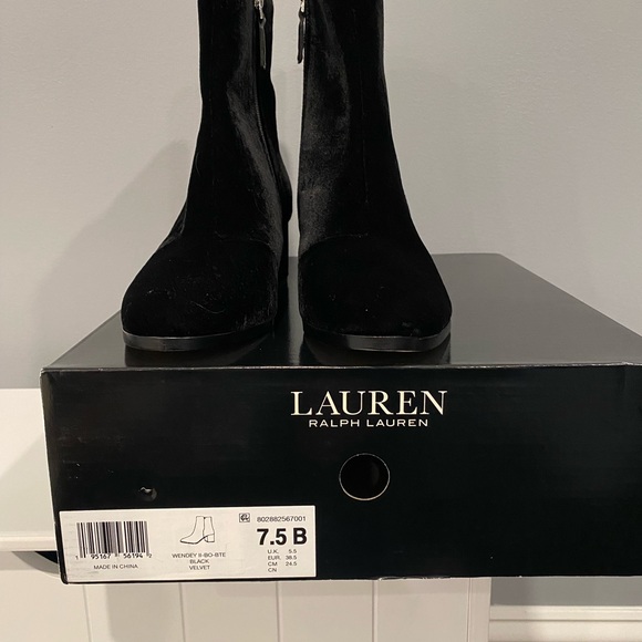 Lauren Ralph Lauren Wendey style bootie - Picture 4 of 4